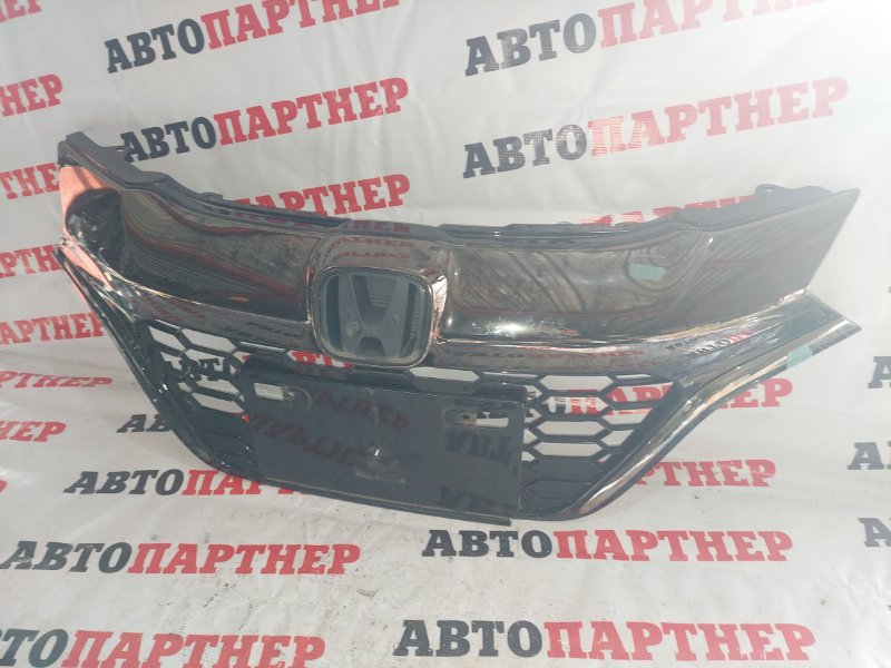 РешеткарадиатораHONDAvezelru171121T7AN01M1вУлан-Удэ