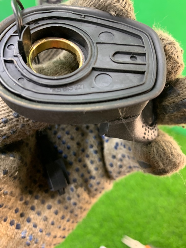 Кнопка открывания багажника Porsche Cayenne 957 M5501