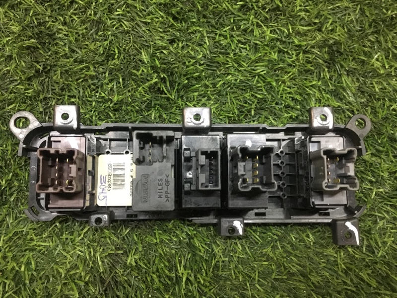 Кнопка Nissan Armada WA60 VK56DE