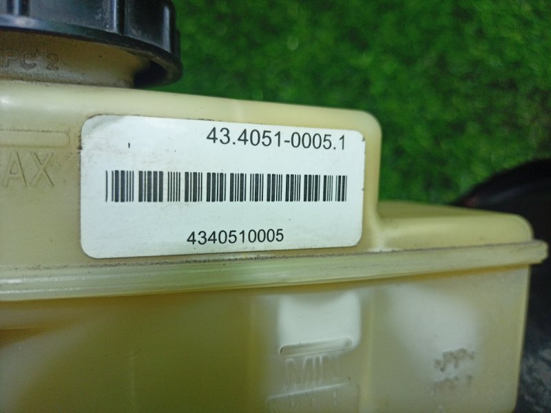 Главный тормозной цилиндр QX56 2005г [094] JA60 VK56DE