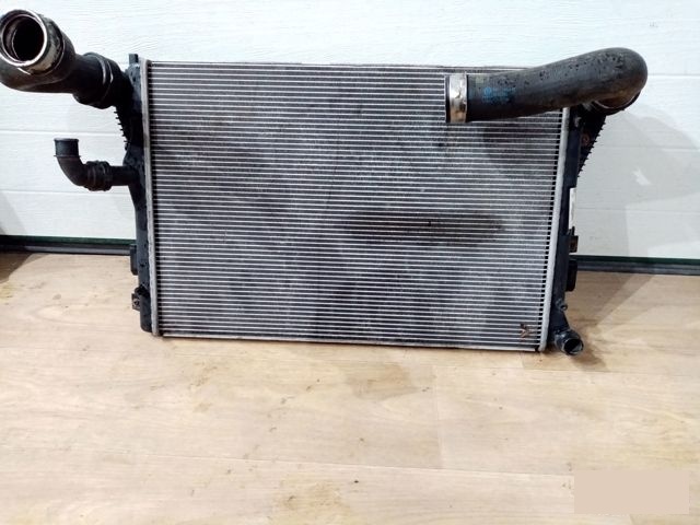 Радиаторы охлаждения VW Passat B6 2006-2011 3C 3C0121253K  Б/У