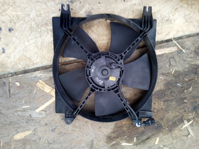 Вентилятор охлаждения радиатора Chevrolet Lacetti хэтчбек F16D3