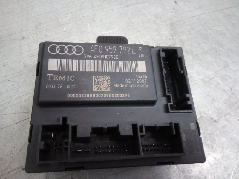 Блок комфорта Audi A6 2004-2011 C6 4F0959792E Б/У