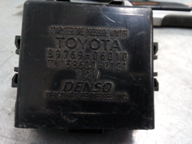 Блок электронный Toyota Camry 2006-2011 V40 8976906010 Б/У