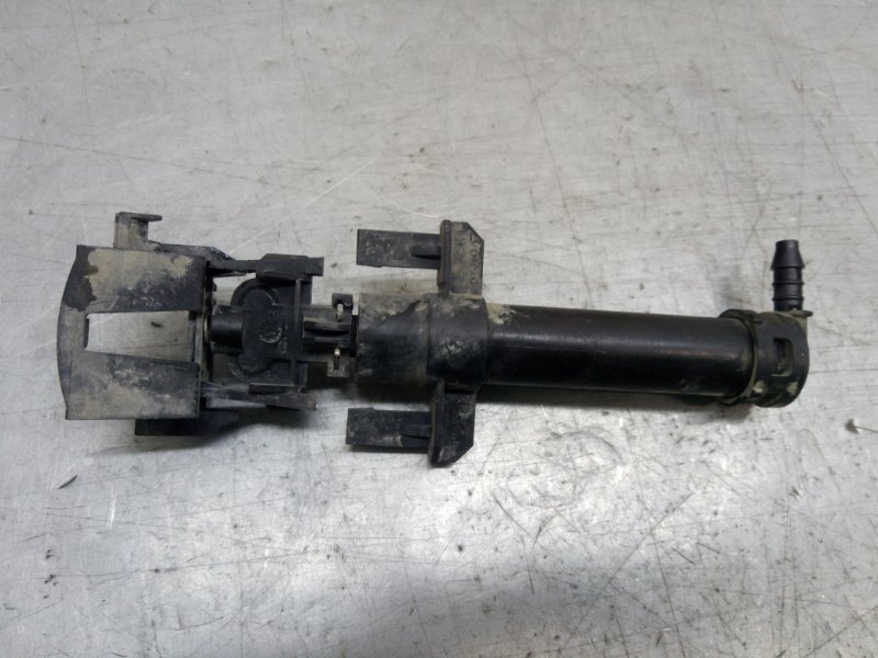 Форсунка вольво s60 2. 30655462 б/у. 30655462 б/у. Volvo s40 ii без омывателя фар. Форсунка омывателя правой фары volvo 30655463.