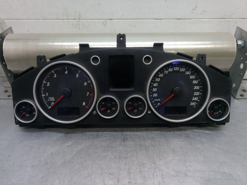 Панель приборов (щиток) Volkswagen Touareg Универсал 3.2 BMV