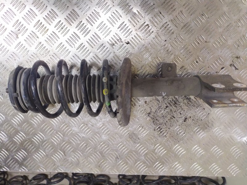 Задние амортизаторы пежо 3008 артикул. Комплектация амортизатора пежо 3008. Передние амортизаторы пежо 3008. Пежо 3008 передняя стойка. Передние амортизаторы пежо 3008.