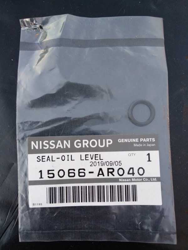 Кольцо уплотнительное Nissan NP300 15066AR040 новая
