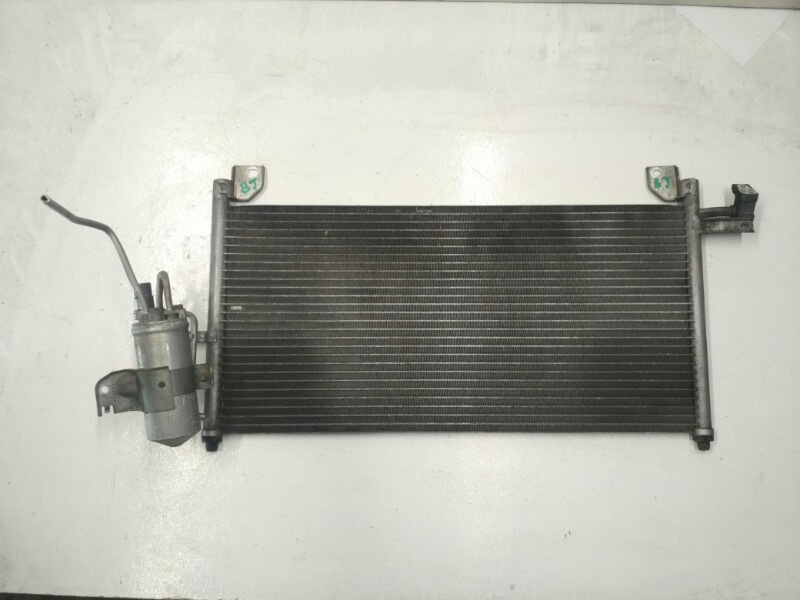 Радиатор кондиционера Mazda 323 1998-2003 BJ B25H61480 контрактная
