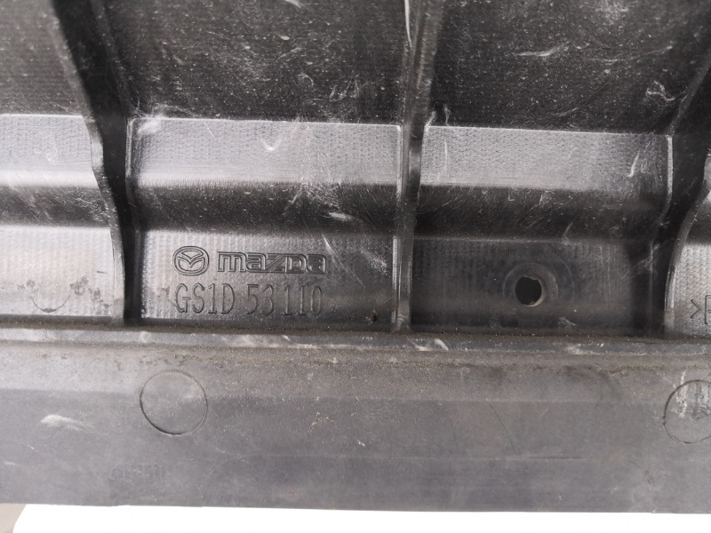 Рамка радиатора Mazda6 2008-2012 GH LF