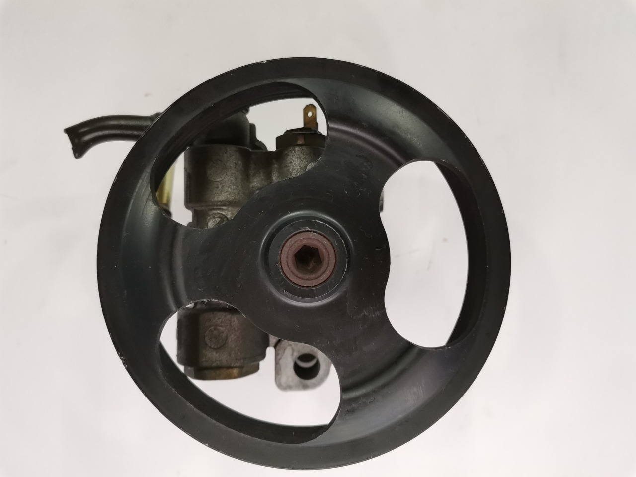 Насос ГУР Mazda Mazda3 2003-2008 BK5P ZJ BN9R-32-600C контрактная