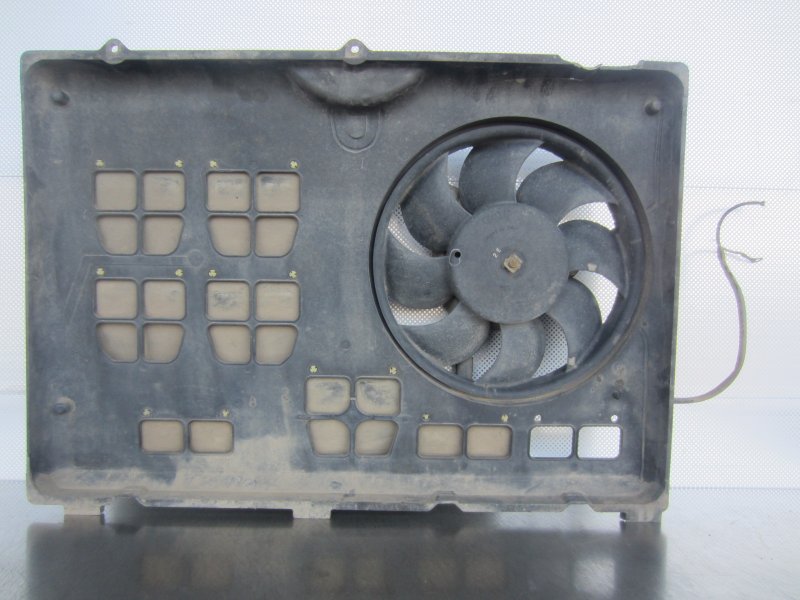 Вентилятор охлаждения Audi A6 1994 C4 ABC 4A0 121 207 E Б/У