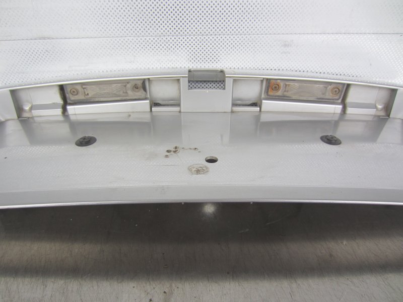 Накладка крышки багажника задняя Vectra 1999 B