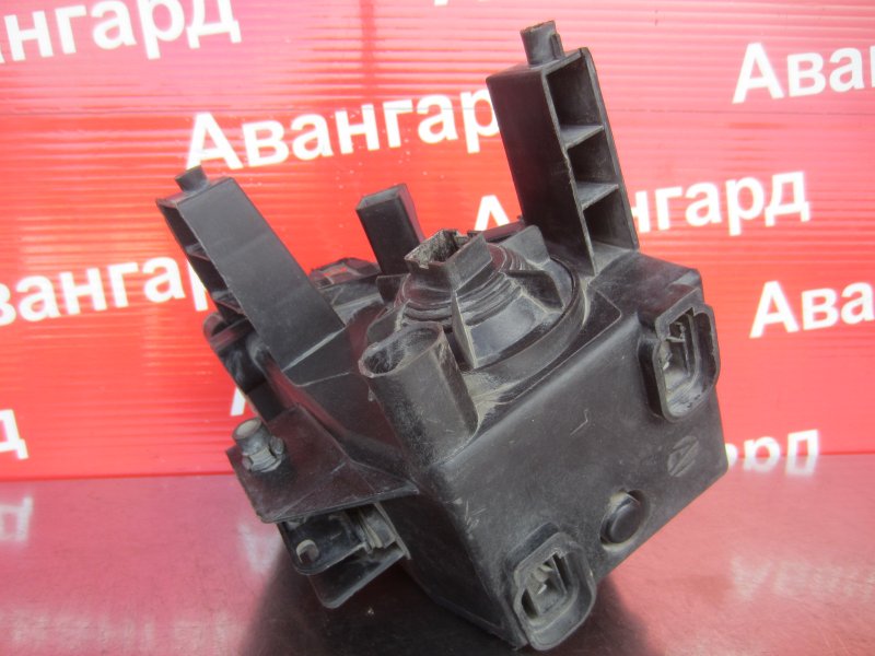 Противотуманная фара левая Astra H 2006 L08 Z18XER