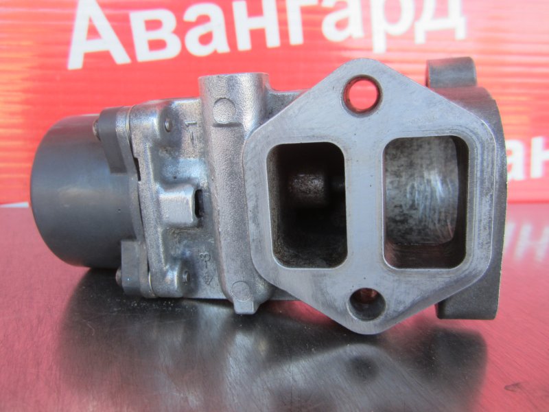 Клапан EGR Mitsubishi Pajero 3 6G74