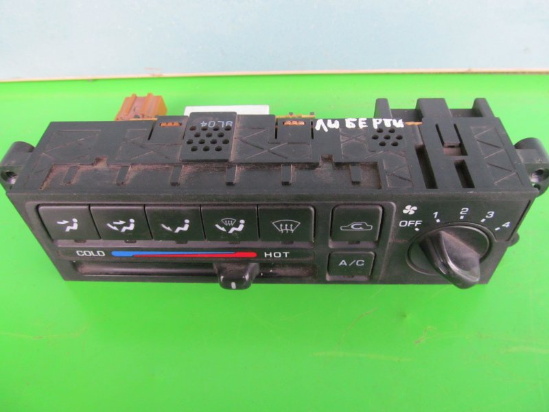 Блок управления печкой Nissan Liberty 1999 M12 SR20DE 27510-WF100 Б/У