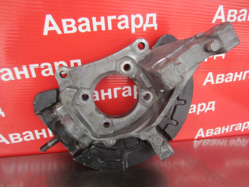 Кулак передний S80 2002 TS B6294T