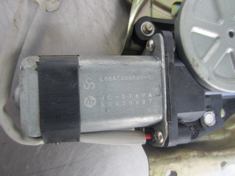 Стеклоподъёмник задний 3 2011 H11 HM483Q-A