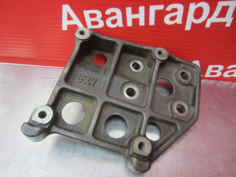 Кронштейн компрессора кондиционера Mazda Demio 2001 DW B3 Б/У