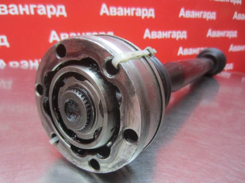 Привод правый Polo Mk4 2006 9N3 BUD