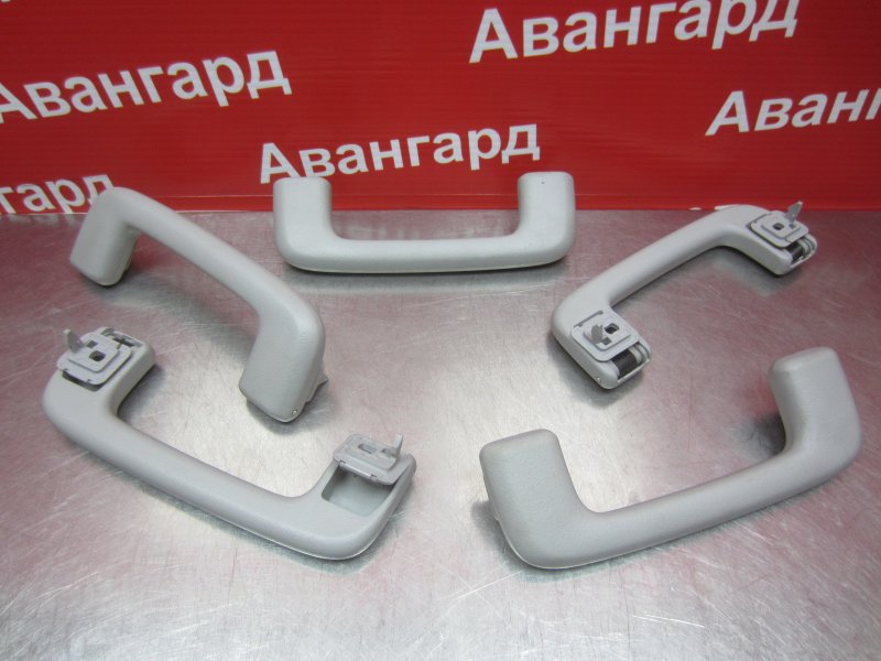 Ручка внутренняя потолочная Mitsubishi Grandis 2006 DBA-NA4W 4G69 Б/У