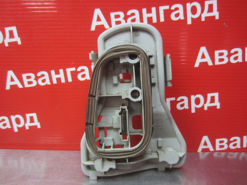 Плата фонаря задняя правая Volkswagen Polo Mk4 2006 9N3 BUD 6Q6945258F Б/У