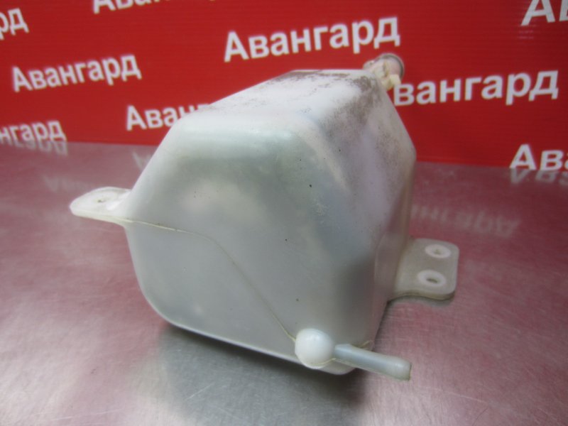 Бачок расширительный Mitsubishi Diamante 6G73