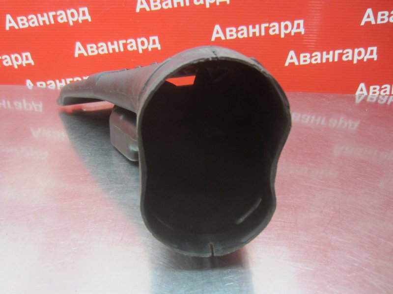 Воздухозаборник Mitsubishi Diamante F31A 6G73