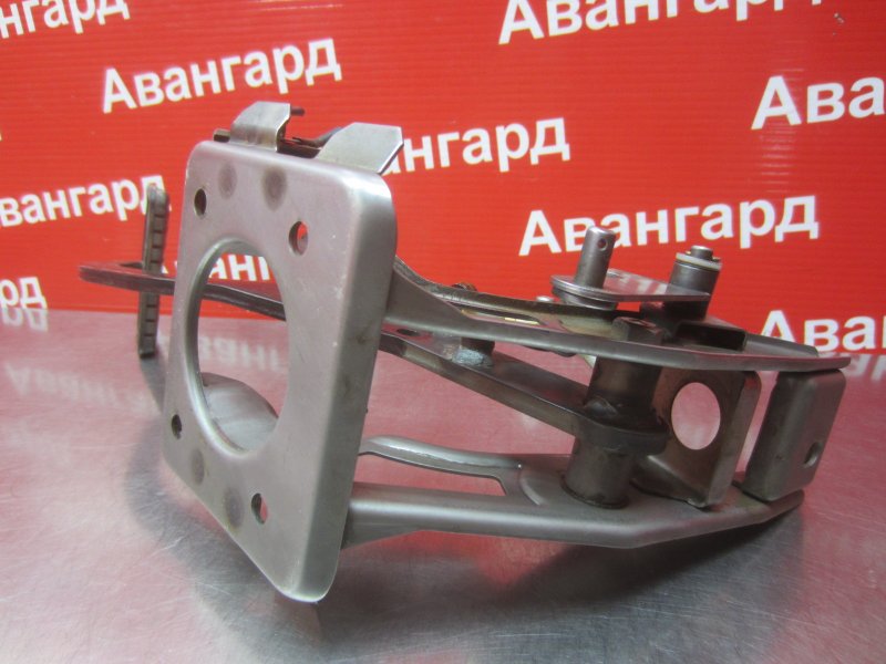 Педаль тормоза Mitsubishi Diamante F31A 6G73