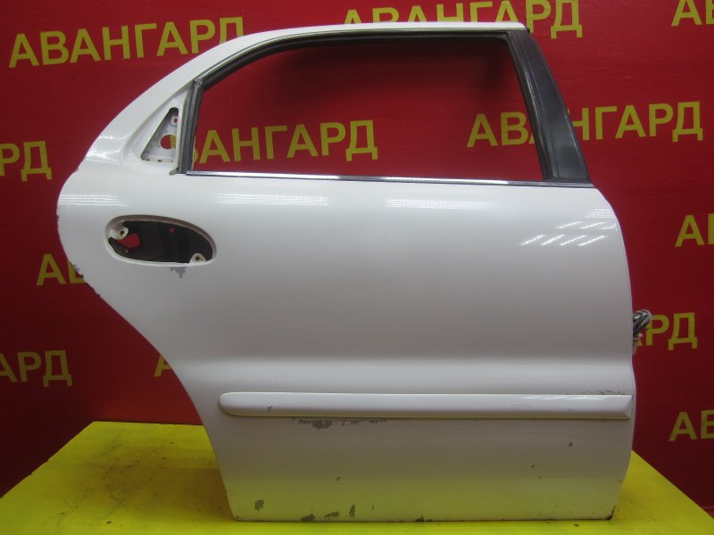 Дверь задняя правая Kia Clarus 1997 K9A FE 0K9AA 72 020 Б/У