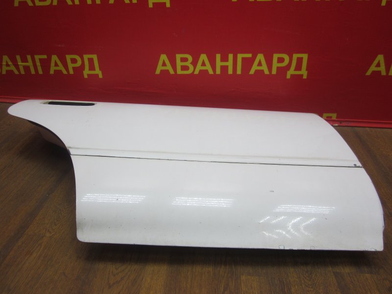 Дверь задняя правая Vista SV30 1993