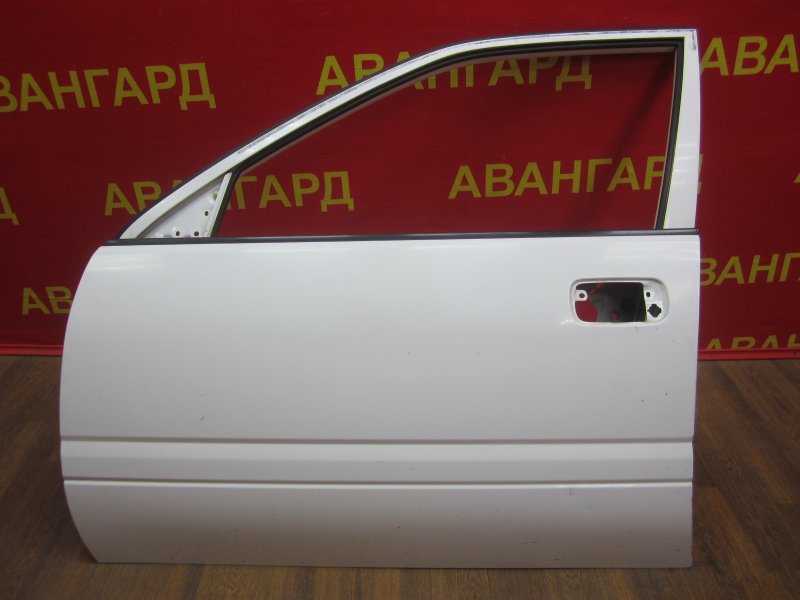 Дверь передняя левая Nissan Avenir 1997 W10 80101-87N10 Б/У