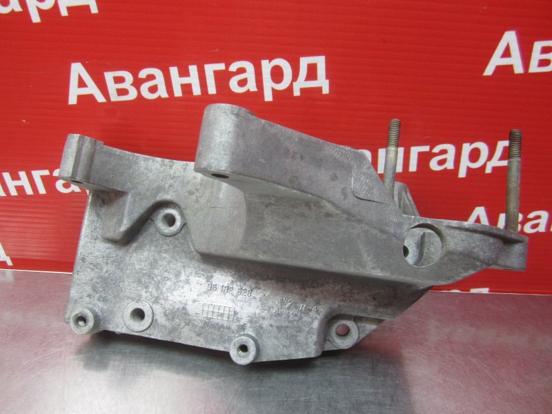 Кронштейн компрессора кондиционера Daewoo Nubira J150 A16DMS