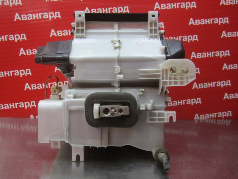 Корпус печки Mitsubishi Lancer 9 CS3A 4G18