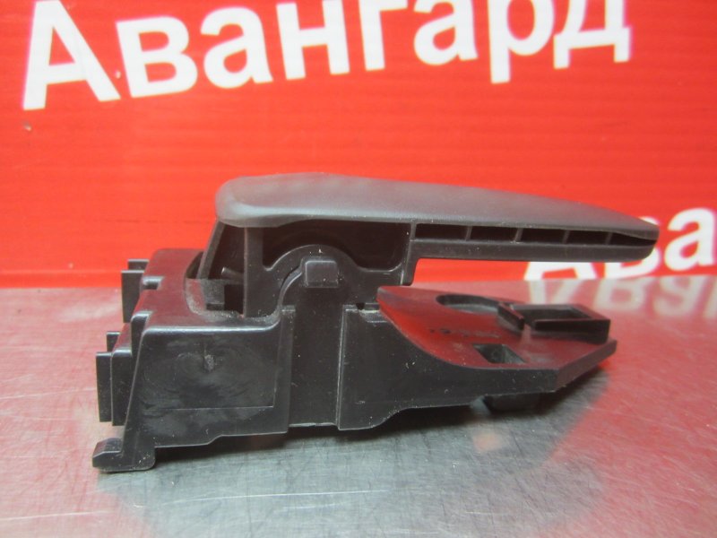 Ручка двери внутренняя Lancer 2004 9 4G18