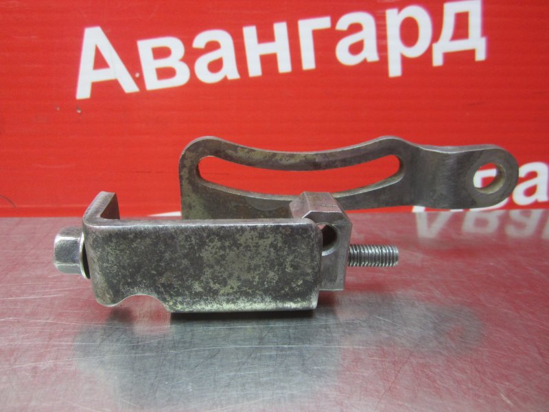 Натяжитель ремня генератора Lancer 2005 9 4G18