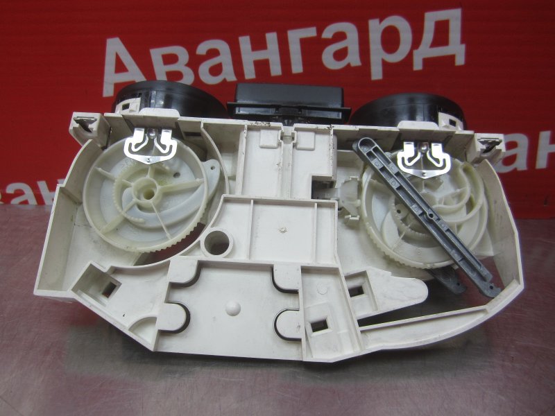 Блок управления печкой Octavia 2006 A4 BCA