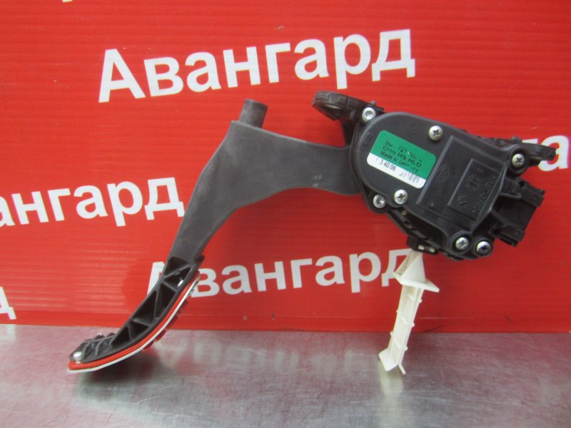 Педаль газа Octavia 2007 A4