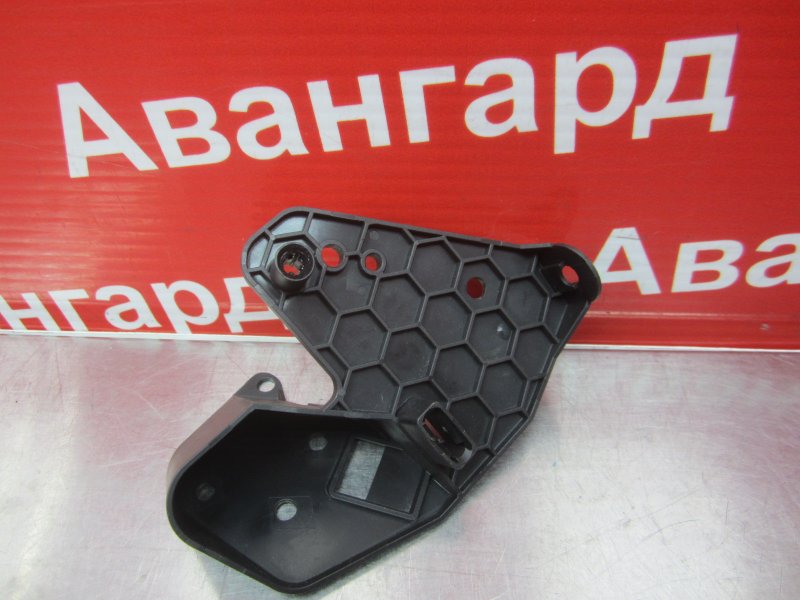 Кронштейн проводки Ford Focus 3