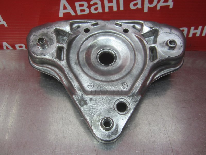 Опора стойки передняя Audi 8E0412983C Б/У