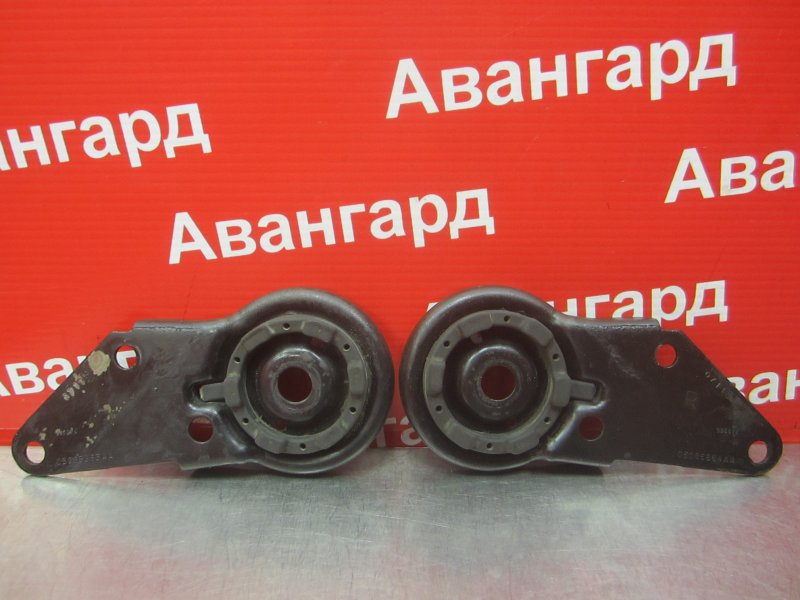 Кронштейн передний Chrysler Sebring 2007 JS EDG 05885864AA Б/У