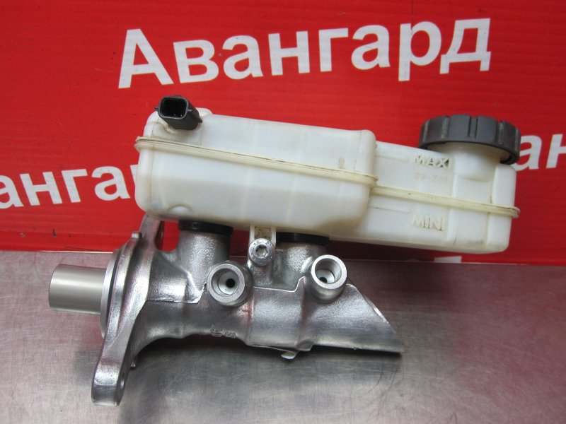 Главный тормозной цилиндр Renault Megane 2009 3 K9K 46 01 158 26R Б/У