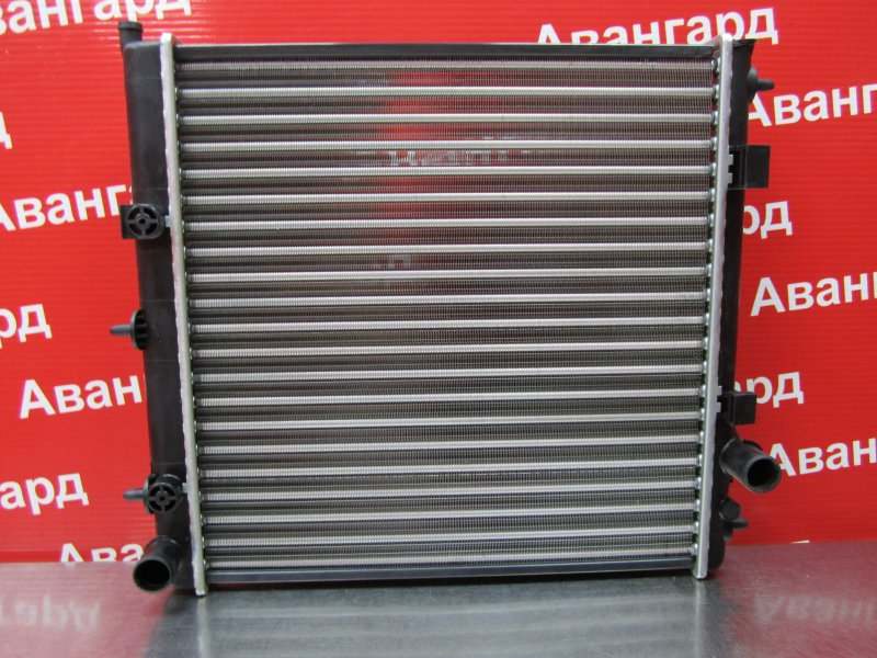 Радиатор охлаждения Peugeot 207 2006-2011 1.6 5836006P новая