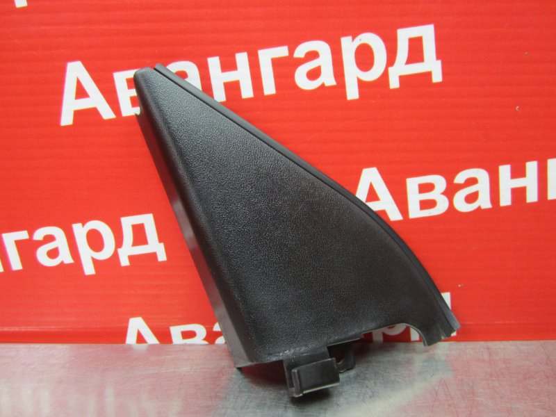 Уголок декоративный левый Nissan Bluebird 2000 U14 802938E000 Б/У