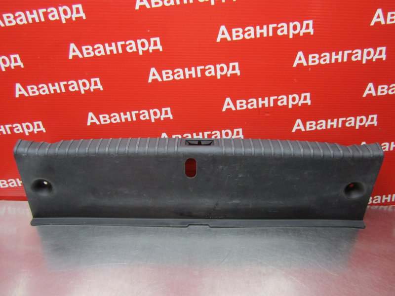 Накладка порога багажника задняя Daewoo Nubira 2000 J150 96 271 369 Б/У