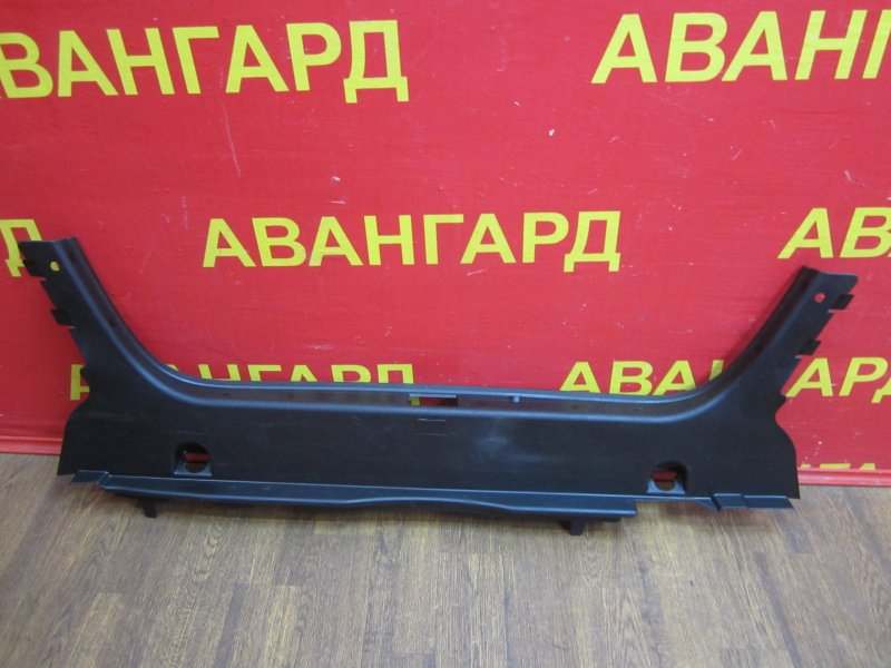 Накладка порога багажника Mercedes-Benz CLK-Class 1999 W208 208 694 06 25 Б/У