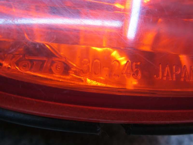 Противотуманный фонарь левый Lexus GS300 JZS160 2JZ-GE