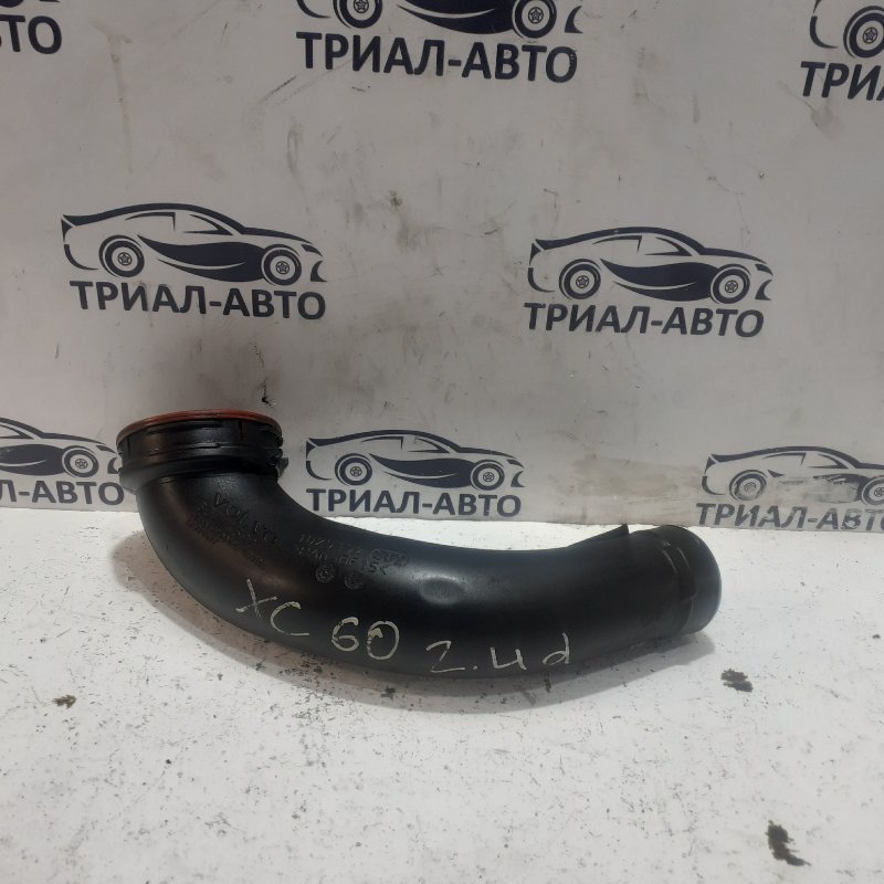 Патрубок интеркулера VOLVO XC60 2012 D5244 30774692 Б/У