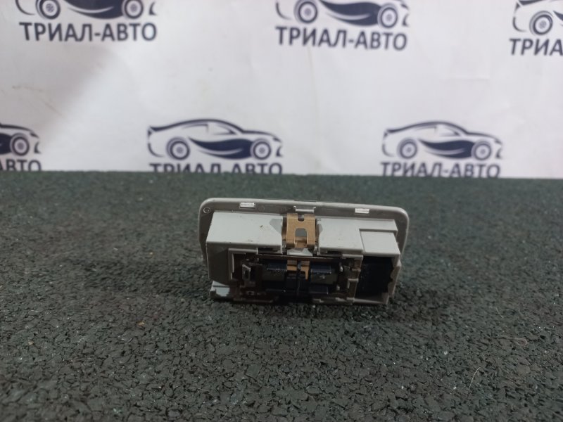 Плафон левый X-Trail T31 M9R 2