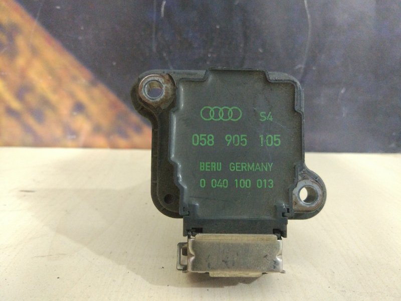 Катушка зажигания AUDI Allroad 2001 C5 ARE 058905105 контрактная